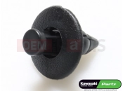 KAWASAKI 2006 Műanyag patent - idom rögzítő